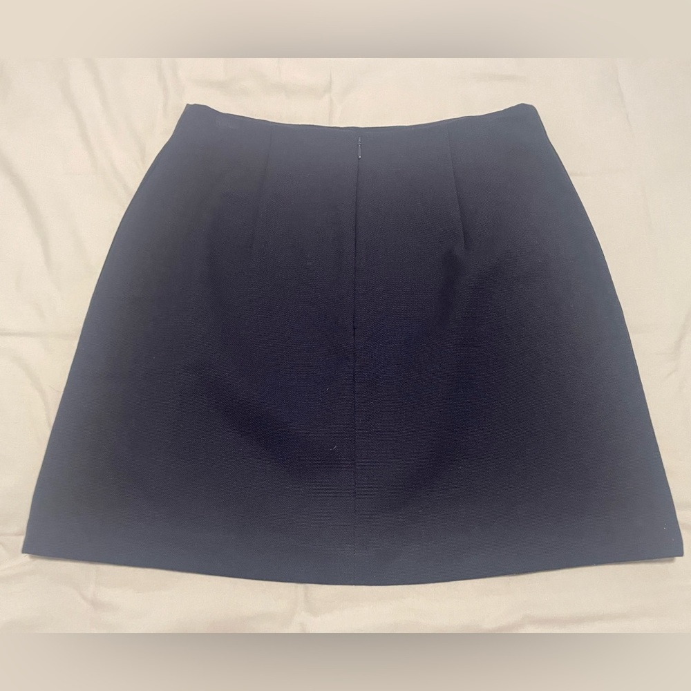 H&M navy blue skirt with buttons size 10 NWOT - Picture 3 of 6